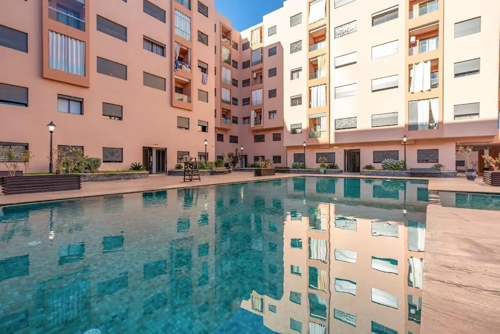 Luxury And Healthy Designed Apartment With Pool Μαρακές
